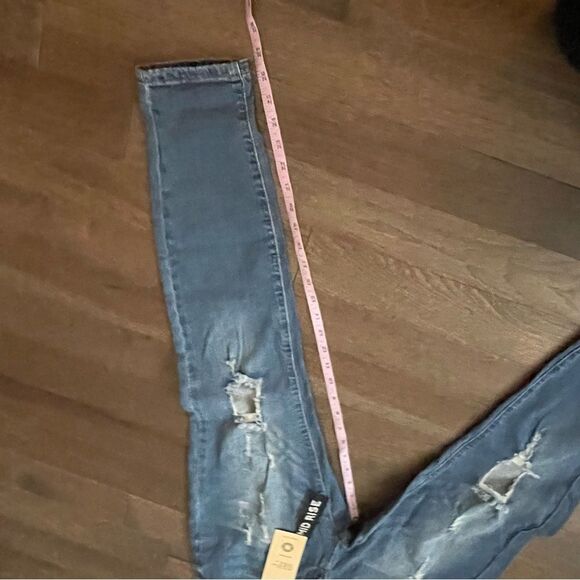 👖- DENIM BLVD Size 13 Distressed/ripped mid-rise / Girlfriend Jeans - Picture 13 of 15